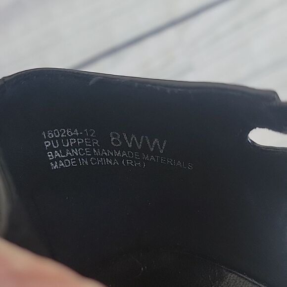 Beacon Angel Steps Willow pumps in pu patent leather black Women's Size 8W - Picture 8 of 10